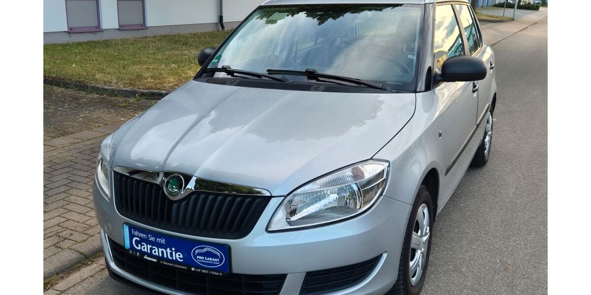 Skoda Fabia 71.000 km 4.888 &euro; Kippenheim 77971