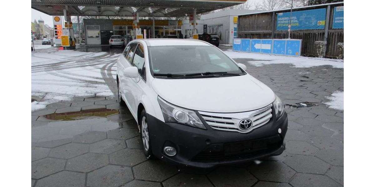 Toyota Avensis 335.000 km 2.490 &euro; Ingolstadt 85055