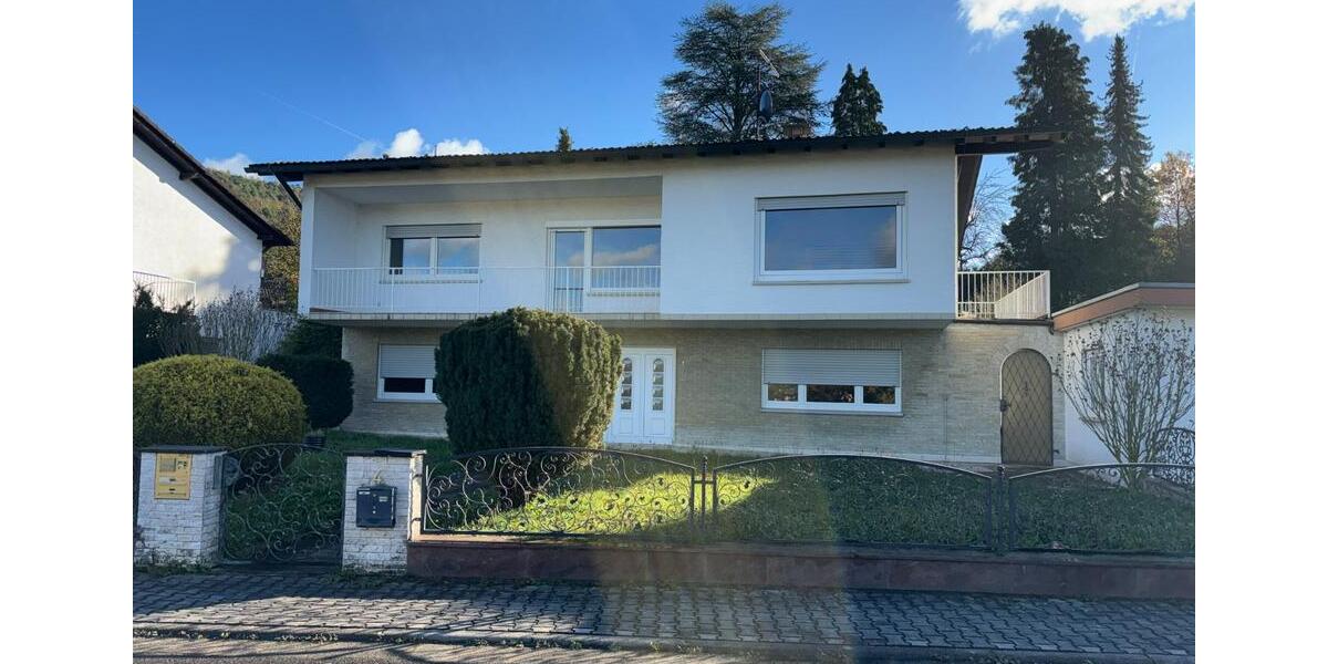 Einfamilienhaus Höchst im Odenwald - 6 Zimmer, 228 m&sup2;, 1.600&euro; | Angebot:23606306