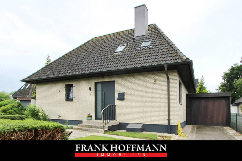Renoviertes Einfamilienhaus mit schönen Garten in Ellerbek