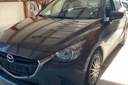 Mazda 2 104.744 km 8.000 &euro; Moosburg an der Isar 85368