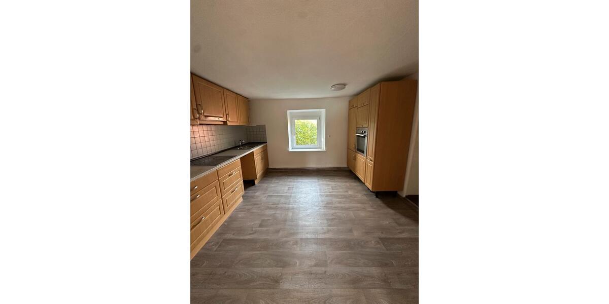 Mehrfamilienhaus, Wohnhaus Hechingen - 7 Zimmer, 158 m&sup2;, 249.000&euro; | Angebot:26671642