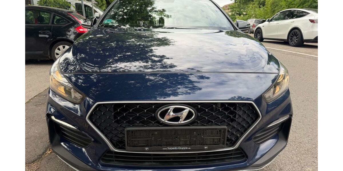 Hyundai i30 46.000 km 13.999 &euro; Mannheim 68309