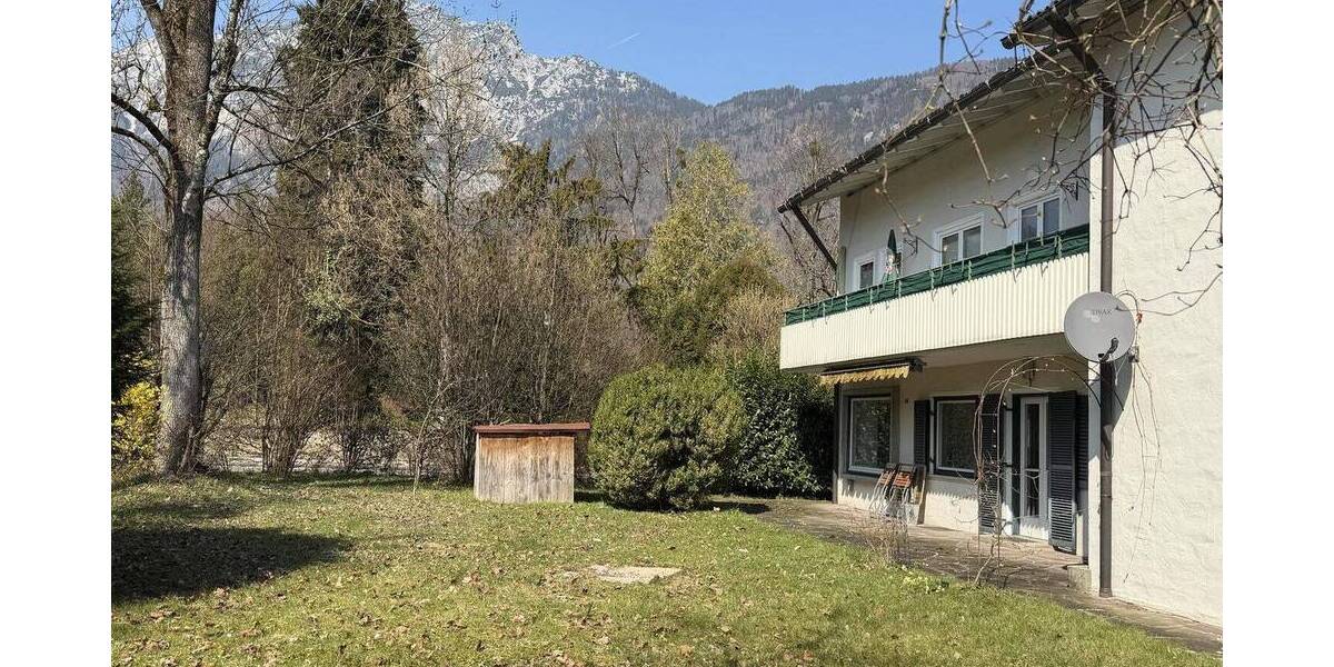 Etagenwohnung Bad Reichenhall - 3 Zimmer, 103 m&sup2;, 1.300&euro; | Angebot:26451642