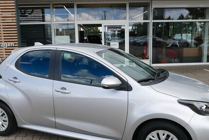 Toyota Yaris 14.900 km 14.870 &euro; Zeithain 01619