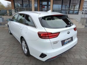 Kia CEED_SW 1.4T DCT7 VIS KOMF NAV Vision 90.200 km 14.990 &euro; Höhenkirchen-Siegertsbrun 85635