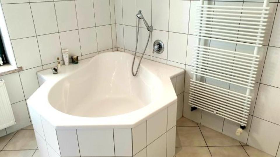 großzügige 4 RW in der Dr.- W.- Külz- Straße mit Gartennutzung zimmer