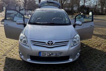 Toyota Auris 55.000 km 8.000 &euro; Seeheim-Jugenheim 64342