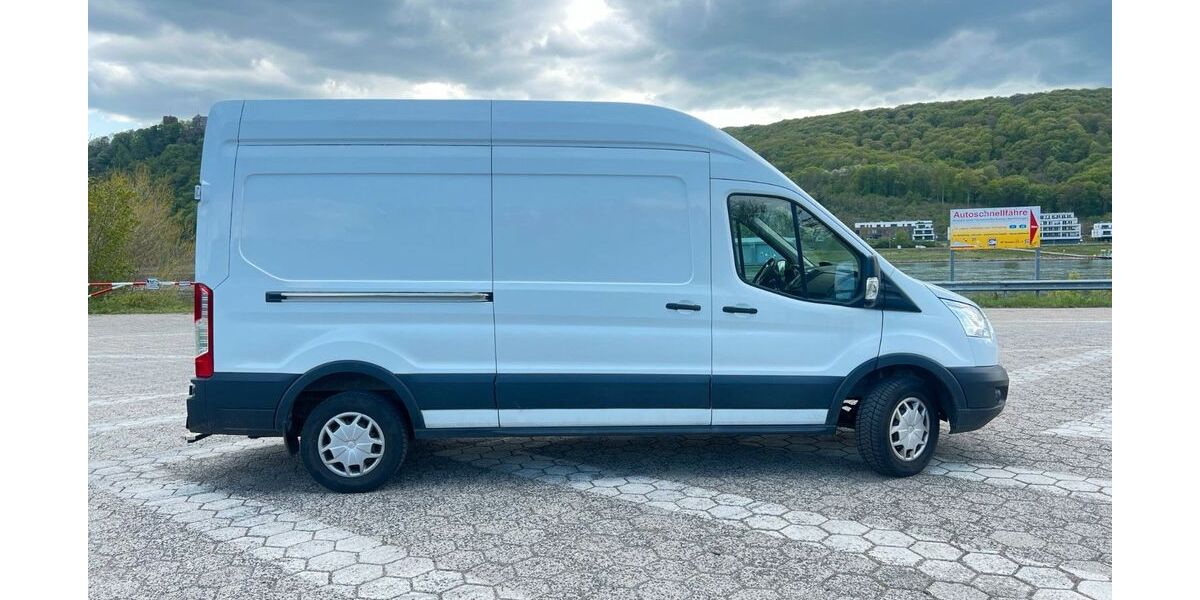 Ford Transit 83.715 km 7.900 &euro; Rheinbrohl 56598