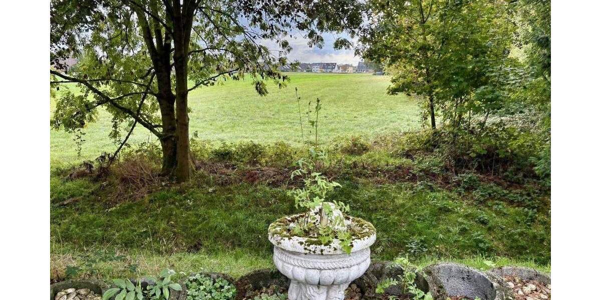 Reihenmittelhaus Moers Schwafheim - 4 Zimmer, 120 m&sup2;, 359.000&euro; | Angebot:25191008