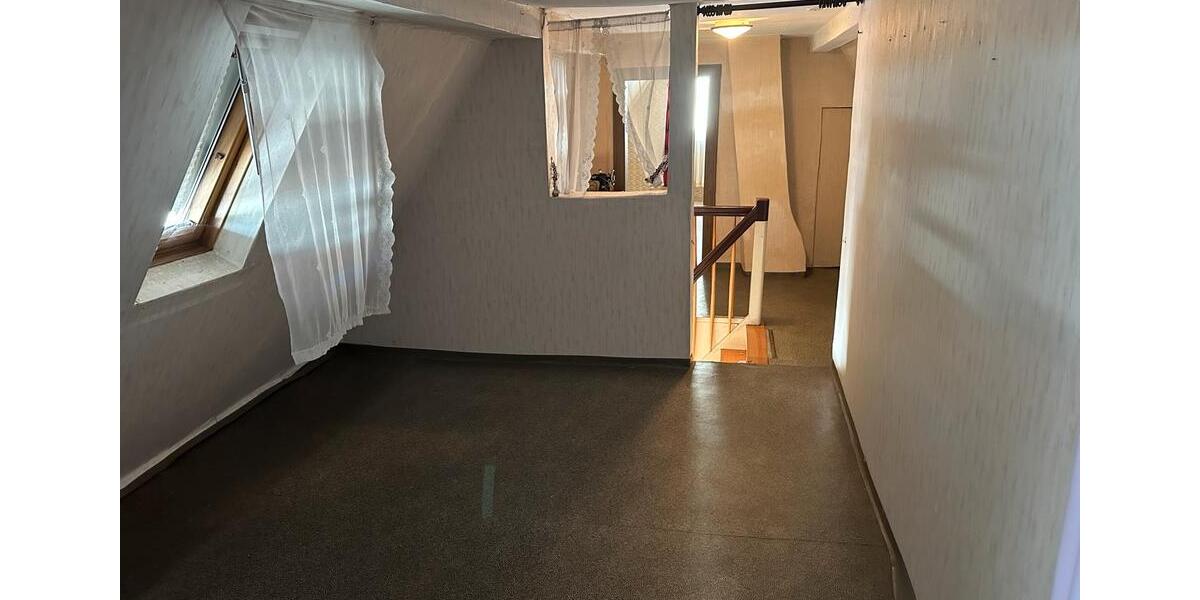 Einfamilienhaus Haßloch - 4 Zimmer, 96 m&sup2;, 195.000&euro; | Angebot:27121626