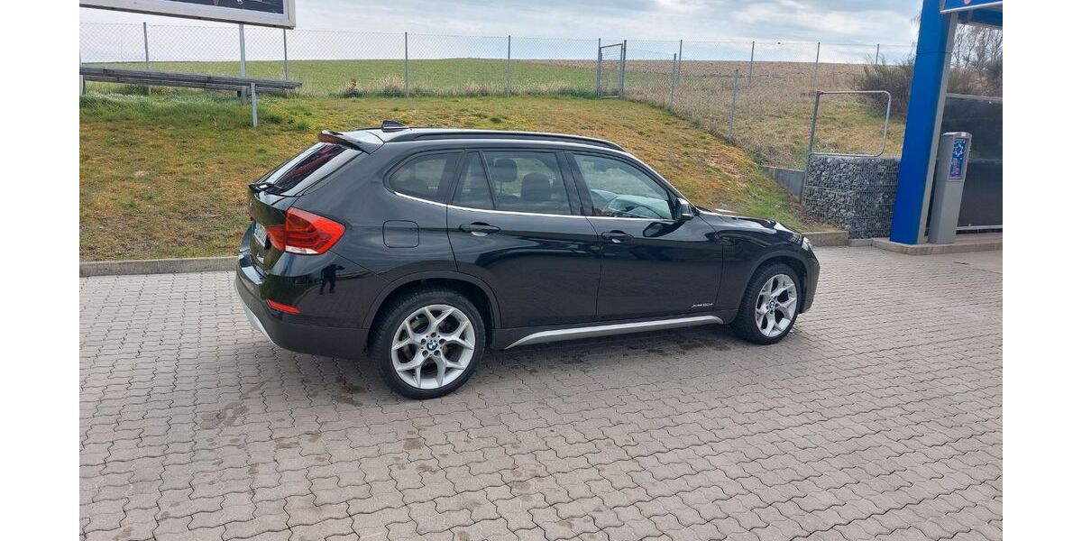BMW X1 161.000 km 9.900 &euro; Dasing 86453