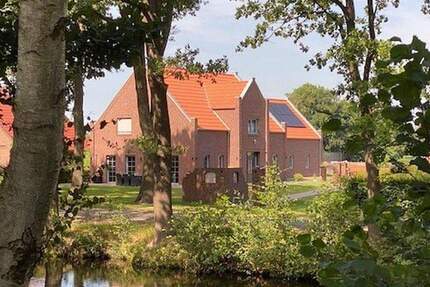 Haus Barßel Elisabethfehn - 8 Zimmer, 280 m&sup2;, 779.000&euro; | Angebot:25733294