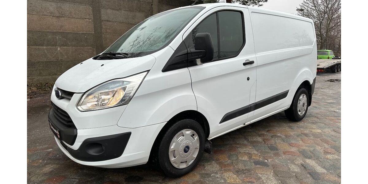 Ford Transit Custom 130.700 km 9.490 &euro; Berlin OT Alt-Hohenschönhausen 13055