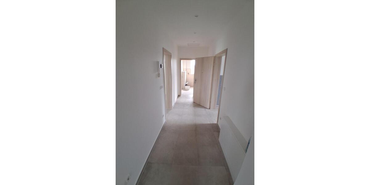 Maisonettenwohnung Arnstein - 5 Zimmer, 163 m&sup2;, 1.400&euro; | Angebot:26556952