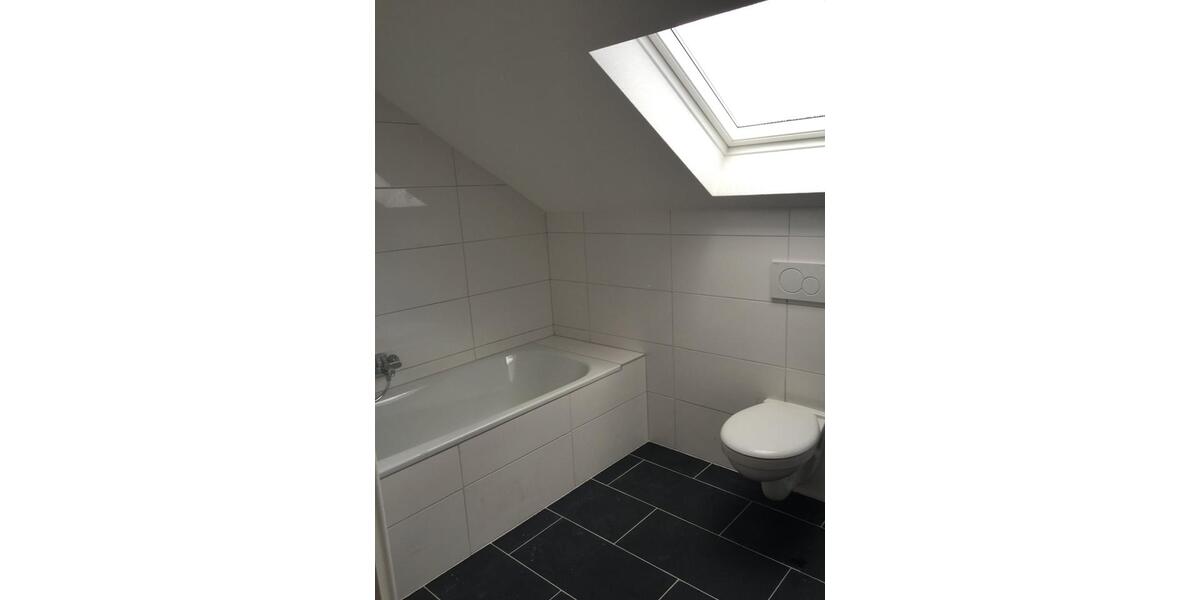 Dachgeschoßwohnung Ibbenbüren Bockraden - 3 Zimmer, 71 m&sup2;, 195.000&euro; | Angebot:25839545