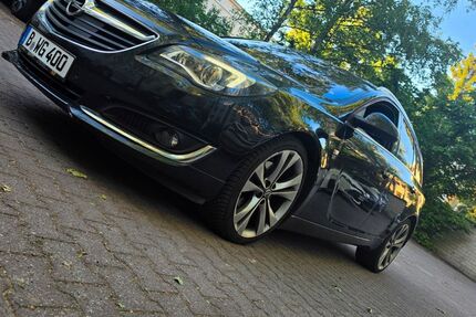 Opel Insignia 213.000 km 6.450 &euro; berlin 12359