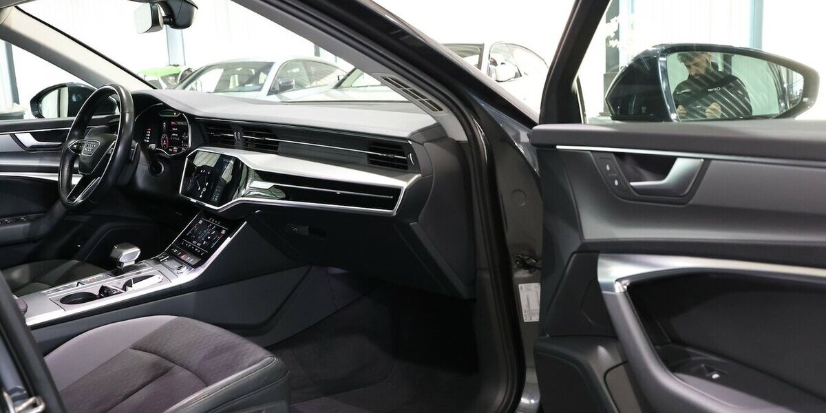 Audi A6 Avant 35 TDI DESIGN BLACK / LEDER,LED,ACC,KEY 88.000 km 27.555 &euro; Hamm 59077