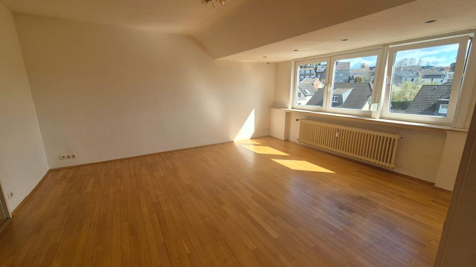 Dachgeschoßwohnung Stolberg (Rhld.) Büsbach - 3 Zimmer, 69 m&sup2;, 400&euro; | Angebot:26023942