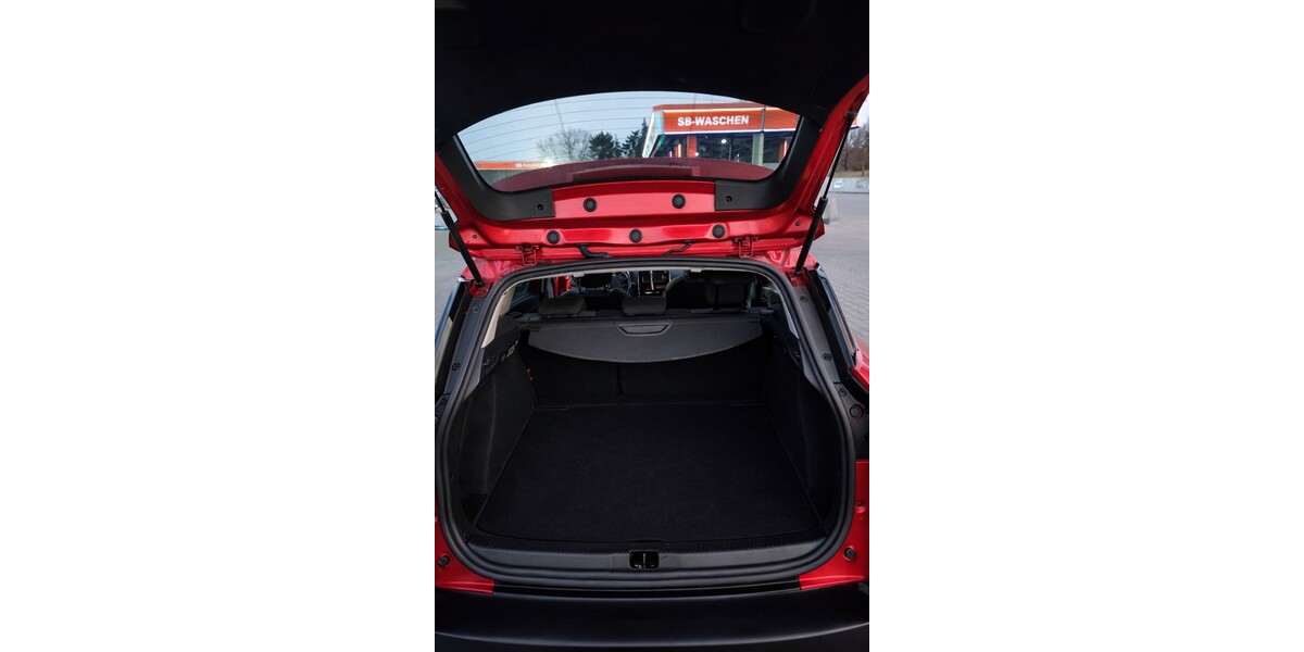 Renault Clio 83.441 km 10.000 &euro; Dresden 01067