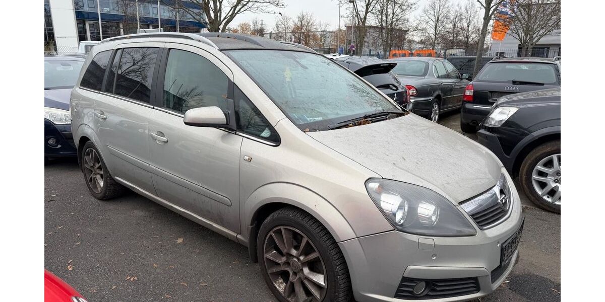 Opel Zafira 175.000 km 1.500 &euro; berlin 12681