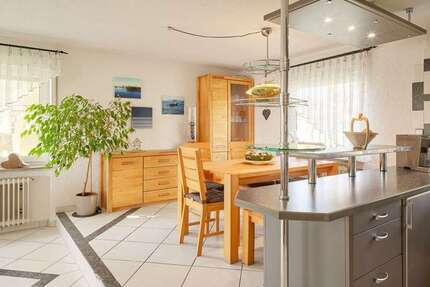 Wohnung zum Kaufen in Ditzingen 329.000 € 99.67 m²