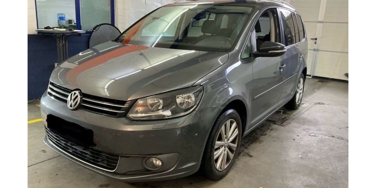 VW Touran 211.000 km 4.350 &euro; Lahr 77933