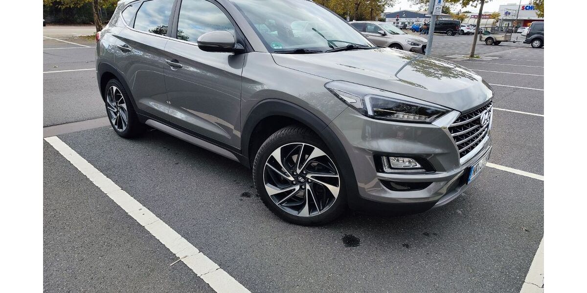 Hyundai TUCSON 110.750 km 17.900 &euro; Neuwied 56564