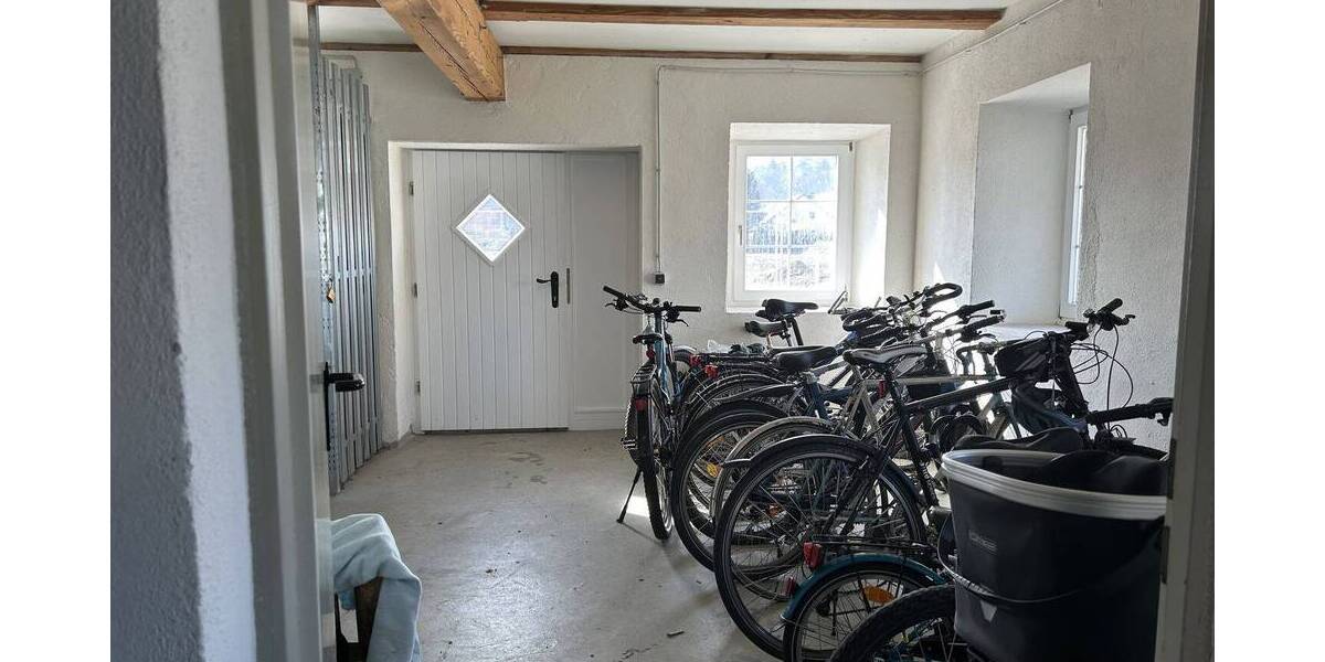 Etagenwohnung Windsbach - 3 Zimmer, 130 m&sup2;, 270.000&euro; | Angebot:26290611