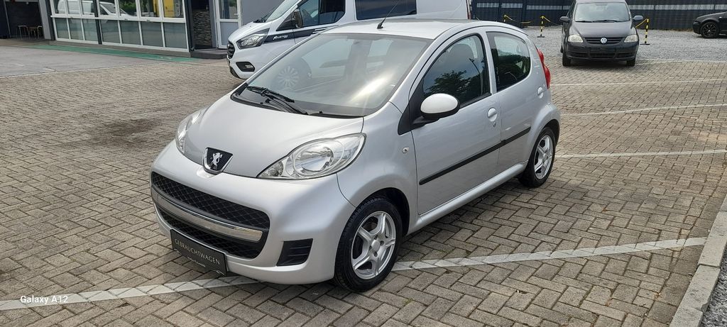 Peugeot 107 66.883 km 5.550 &euro; Hiddenhausen 32120