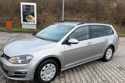 VW Golf 142.306 km 9.999 &euro; Zarpen 23619