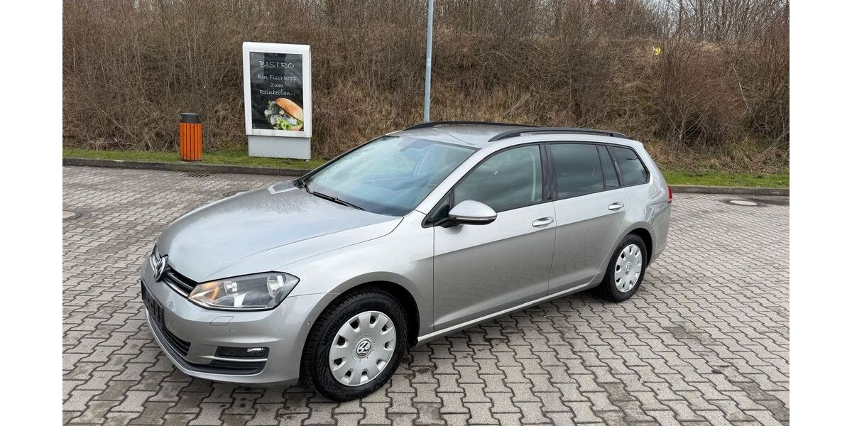 VW Golf 142.306 km 9.999 &euro; Zarpen 23619