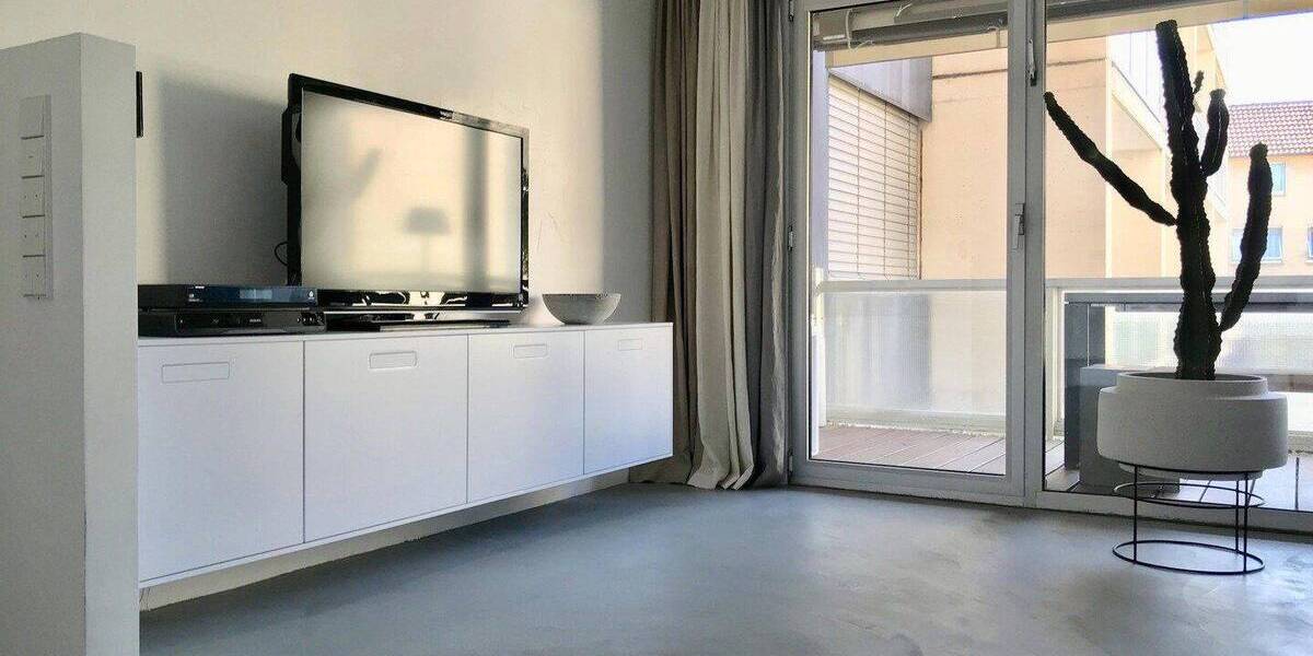 Etagenwohnung Stuttgart Mitte - 3 Zimmer, 105 m&sup2;, 2.200&euro; | Angebot:26840391