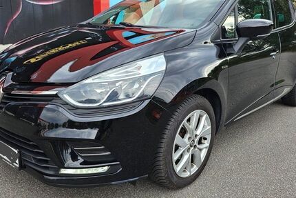 Renault Clio 163.000 km 5.400 &euro; Velten 16727
