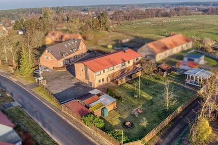 Haus Roggentin OT Blankenförde Blankenförde - 2 Zimmer, 673 m&sup2;, 515.000&euro; | Angebot:26800002