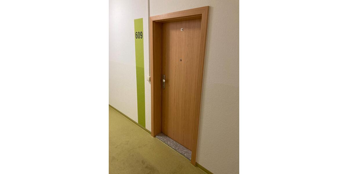 Dachgeschoßwohnung Gera - 1 Zimmer, 31 m&sup2;, 305&euro; | Angebot:26351070