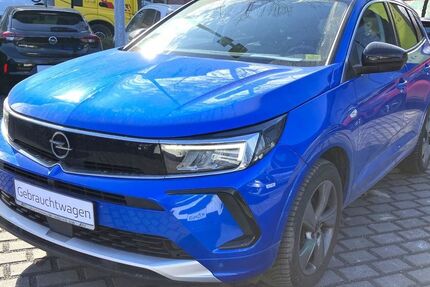 Opel Grandland (X) 27.350 km 23.999 &euro; Berlin 10829