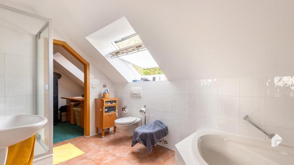 Maisonettenwohnung Niedernhausen - 3.5 Zimmer, 140 m&sup2;, 1.800&euro; | Angebot:26315974