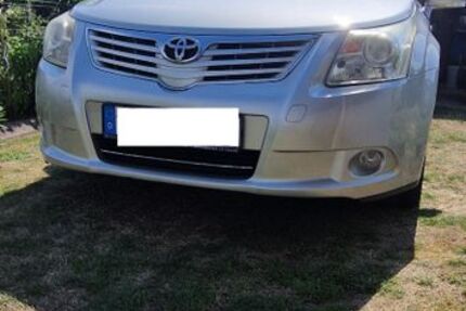 Toyota Avensis 164.000 km 6.999 &euro; Melle 49324