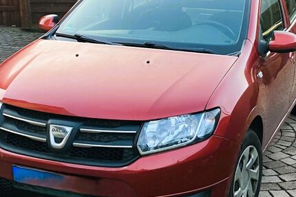 Dacia Sandero 92.000 km 8.300 &euro; Hessisch Lichtenau 37235
