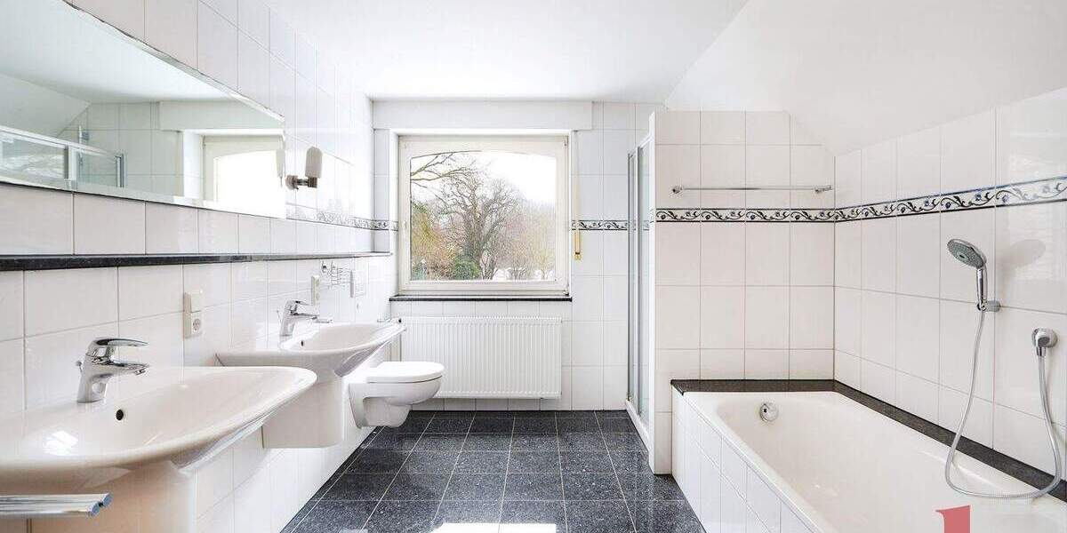 Einfamilienhaus Lohne (Oldenburg) Kroge - 9 Zimmer, 204 m&sup2;, 415.000&euro; | Angebot:25820191