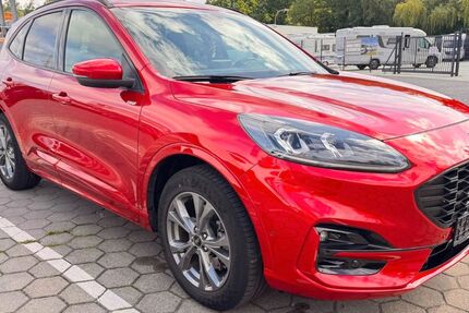Ford Kuga 35.670 km 25.499 &euro; Barsbüttel 22885