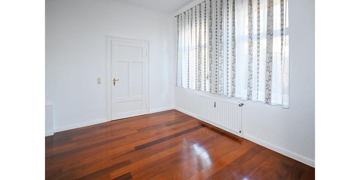 Erdgeschoßwohnung Wedemark - 4 Zimmer, 160 m&sup2;, 1.680&euro; | Angebot:25380215