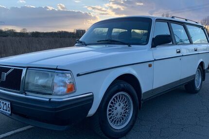 Volvo 240 456.243 km 5.990 &euro; Dortmund 44328