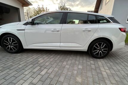 Renault Megane 114.000 km 9.200 &euro; Dierbach 76889