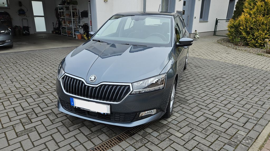 Skoda Fabia 85.100 km 12.500 &euro; Derenburg 38895
