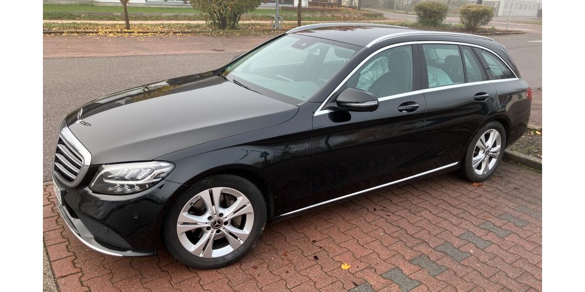 Mercedes-Benz C 300 149.500 km 20.900 &euro; Ettlingen 76275