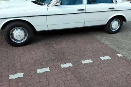 Mercedes 280