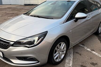 Opel Astra 125.000 km 9.490 &euro; Münchingen 70825
