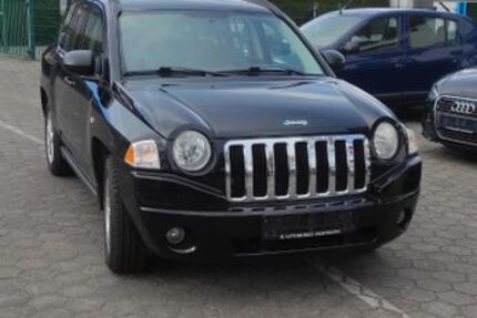Jeep Compass 242.263 km 2.999 &euro; Paderborn 33102